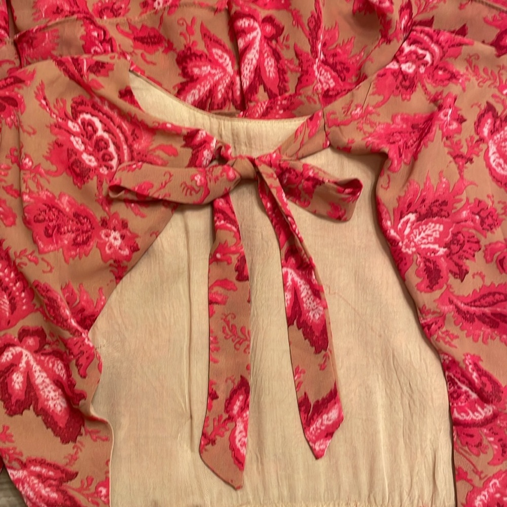 Influencer favorite Christy Dress - Picture 10 of 11
